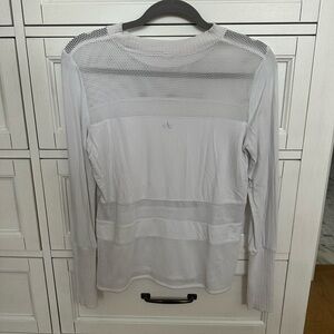 Alo white long sleeve top